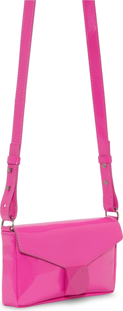 Lefto Patent Crossbody Bag
VINCE CAMUTO