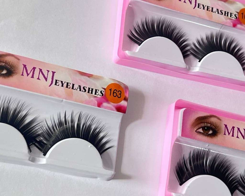 FALSE EYELASHES MNJ 163 – Set of 5